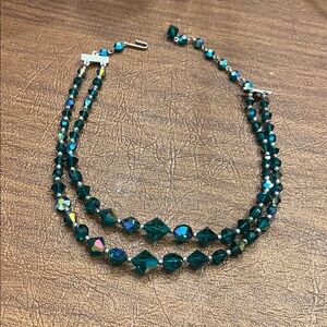 Vintage Elegant Green Beaded Necklace